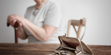 Gratë kanë pension më të ulët se burrat në Europë