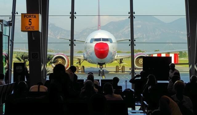 Një “qytet” i tërë fluturoi çdo ditë nga dhe drejt Rinasit, transporti ajror shënoi rekord historik në 2025