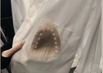 Marka e njohur nxjerr në shitje për 1 mijë dollarë këmishën “e djegur me hekur”