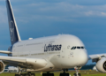 Pilotët e Lufthansa në grevë, anulohen qindra fluturime