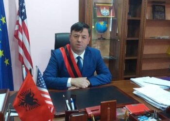 SKEMA/ Si ra në rrjetën e SPAK kupola e Bashkisë Memaliaj: Lorenc Bami dhuroi ujësjellësin, pastaj kreu punimet si nënkontraktor