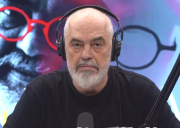 “U bëmë gazi i botës, qeveria u mor peng nga gjyqesori”, Rama premton beteje për drejtësi pasi barazimit ne Kushtetuese per Ballukun