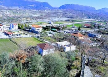 ÇMENDURI/ Çmimi i tokës në fshatrat e Tiranës, 70 herë më shtrenjtë se në Europë