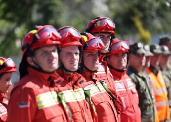 Qeveria rrit pagat për zjarrfikësit, sa përfitojnë sipas kategorisë