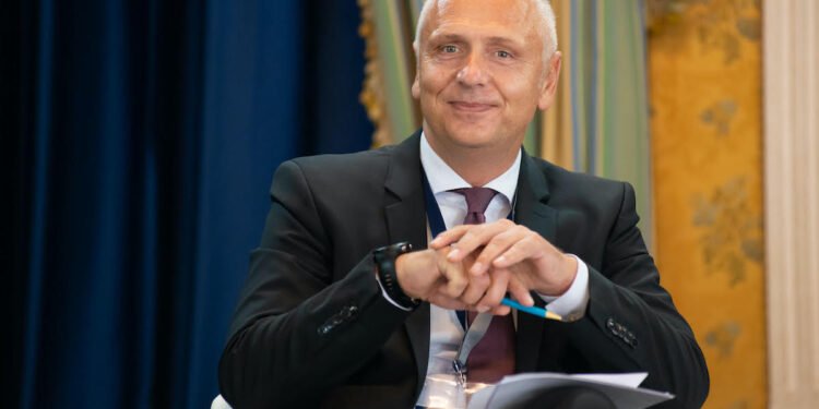 Diploma pa kufij, apo kufij pa diploma? RCC: Shkupi hap “ofensivën” rajonale për universitetet