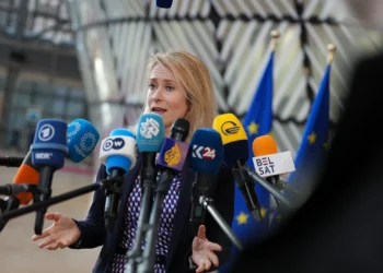 BE-ja nuk ka shumë oreks të përzihet me llogaritë e Trumpit dhe Netanyahut në Gjirin Persik