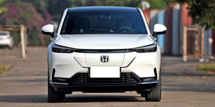 Shqiptarët po blejnë më shumë automjete elektrike