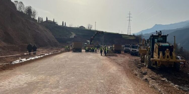 Hapet rruga, si bëhet kalimi për në Korçë duke nisur nga sot në mesditë