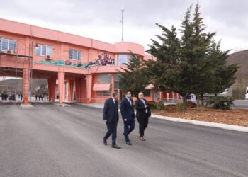 Normalizohet aktiviteti doganor pas rihapjes së rrugës në Librazhd