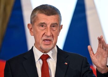 Parlamenti i Çekisë refuzon kërkesën e gjykatës për hetimin e kryeministrit për korrupsion