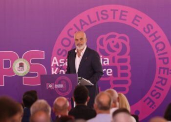 “Mesazhet” e Asamblesë së PS: Fieri fituesi i madh i 2025-ës, Kavaja e Spiropalit ishte dështim