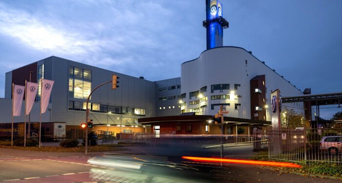 Volkswagen kalon nga makinat te raketat tokë-ajër, marrëveshje me izraelitët