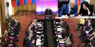 “Ti mos e hap gojën fare…”/ Tension i lartë mes Ramës dhe Spiropalit, çfarë ndodhi në mbledhjen me dyer të mbyllura