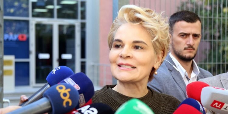 Korrupsion dhe SHOW, shembulli i Serbisë: Si po i shmangen politikanët dhe biznesmenët BURGUT në Shqipëri