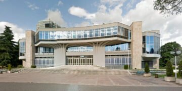 Rivitalizimi i Pallatit të Kongreseve (me kullë), përzgjidhen 5 kompanitë për fazën e dytë