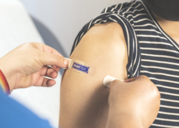 Vaksinë universale kundër gripit, si po i afrohen shkencëtarët “pikave të dobëta” të virusit