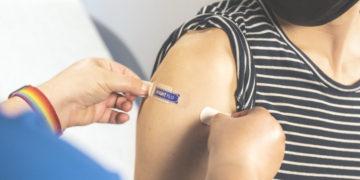 Vaksinë universale kundër gripit, si po i afrohen shkencëtarët “pikave të dobëta” të virusit