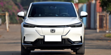 Qendra e Shqipërisë ia kalon dhe rajoneve të Italisë për përdorimin e makinave elektrike