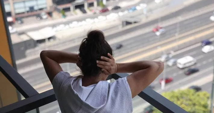 Smogu, zhurma dhe plastika janë rrezik për zemrën