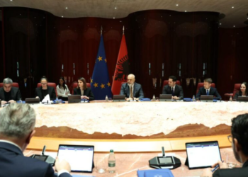 Qeveria miraton kompensimin për subjektet që preken nga rritja e pagës minimale