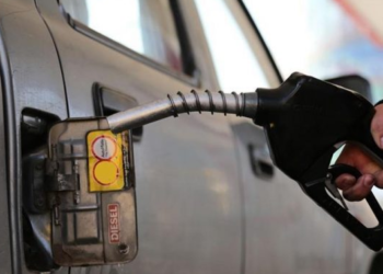 “Turizëm karburanti”, gjermanët dynden në Poloni për naftë më të lirë