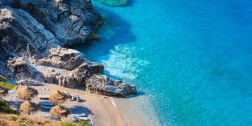 “YardBarker”: Shqipëria mes destinacioneve më mahnitëse në Ballkan