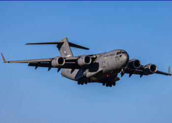 Zvicra ndalon dy avionë amerikanë të kalojnë mbi territorin e saj