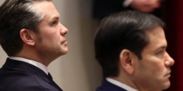 Washingtoni në alarm, dronë misteriozë mbi bazën ku jetojnë Rubio dhe Hegseth