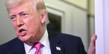 Trump, dy alternativa për aleatët: Blini naftë nga ne ose shkoni në Hormuz!