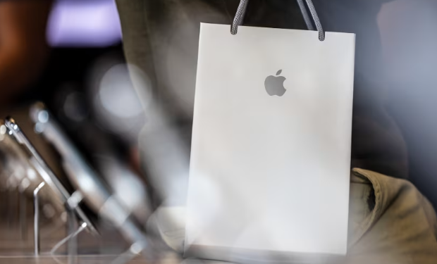 Del ne treg ne 11 mars, Apple prezanton verisonin e ri të iPhone 17 me çmim më të ulët