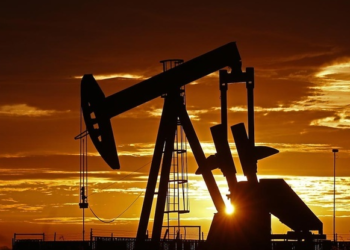 Agjencia Ndërkombëtare e Energjisë: Pa rihapjen e Hormuzit, çmimet e naftës do të luhaten