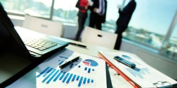 Anëtarësim me detyrim i bizneseve në Dhomën Ekonomike Kombëtare, tarifat deri 70 mijë lekë/vit