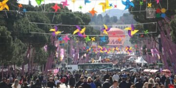 RRUGËT që preken! Festohet Dita e Verës, si do të devijohet trafiku për dy ditë në Tiranë