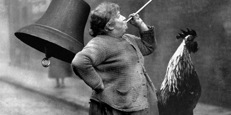 Mënyrat e çuditshme sesi njerëzit zgjoheshin para se të shpikej alarmi