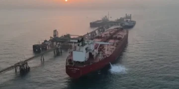 Lufta me Iranin kërcënon një goditje të zgjatur në tregjet globale të energjisë