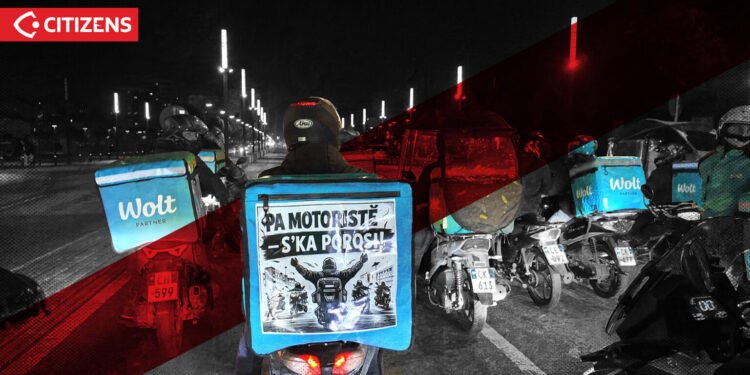 Kushte skllavëruese, motoristët e Wolt nisin protestat: Edhe pajisjet po i blejmë vetë tani