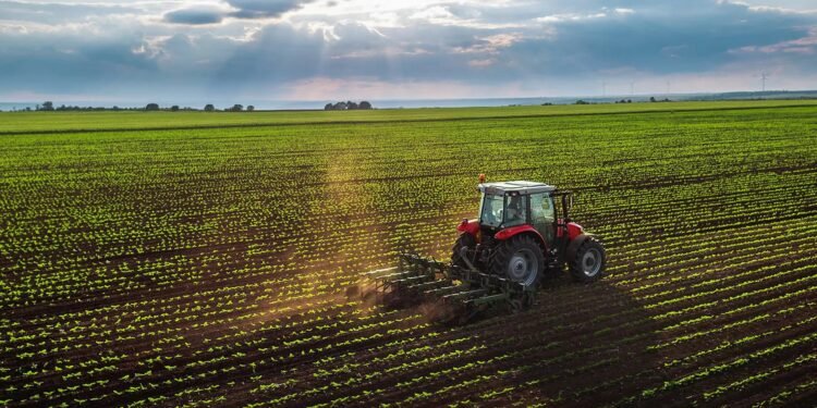 VENDIMI/ Hiqet nafta falas për fermerët, ndryshime në subvencionet për bagëtitë