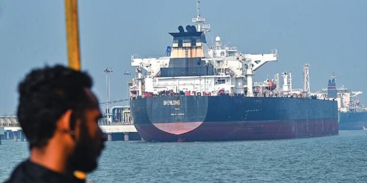 Europa rrezikon të mbetet pa naftë deri në prill nëse vijon kriza në Lindjen e Mesme