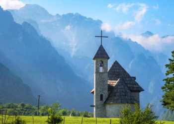 “The Times” rendit Valbonën si një nga destinacionet më të mira për aventurierët e natyrës