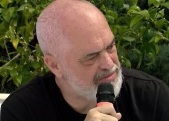 Rama paralajmeron operatorët turistik: Kujdes me çmimet, ndryshe ju ikën turistët!