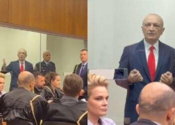 FOTO LAJM/ Transformim total, Meta shfaqet për herë të parë në publik pas arrestimit, e pranishme dhe Monika