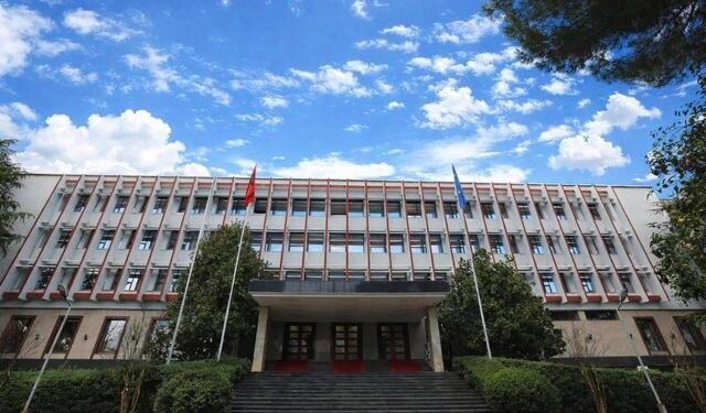 Ministria e Jashtme ngre alarmin: Po mashtrohen qytetarët, kujdes kur të aplikoni për vizë