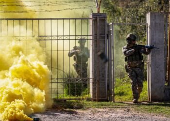 FOTO/ Forcat Speciale Amerikane, stërvitje me ushtrinë shqiptare në Zall Herr