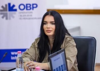 Nga shiu në breshër, qeveria i heq tenderët AKSHI-t dhe ia jep OBP-së pas mega skandalit me fondet publike