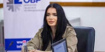 Nga shiu në breshër, qeveria i heq tenderët AKSHI-t dhe ia jep OBP-së pas mega skandalit me fondet publike