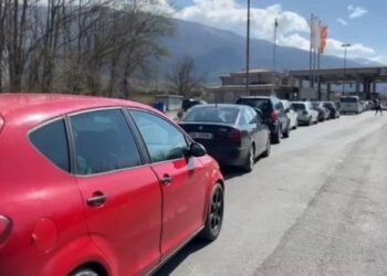 Turizmi i naftës në Maqedoni, Mickoski flet për shitje rekord te fqinjët