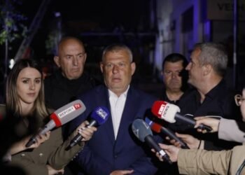 Ku do të flenë banorët e pallatit të djegur? Prefekti i Tiranës: Kanë kushërinj, halla, daja….