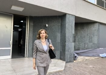 Kush është Rovena Zoto, prokurorja qe doli mbi policinë për të goditur Call Center-at mashtrues në Tirane!