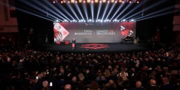 Kur heshtja bëhet normë: Një histori që flet më shumë se një Samit