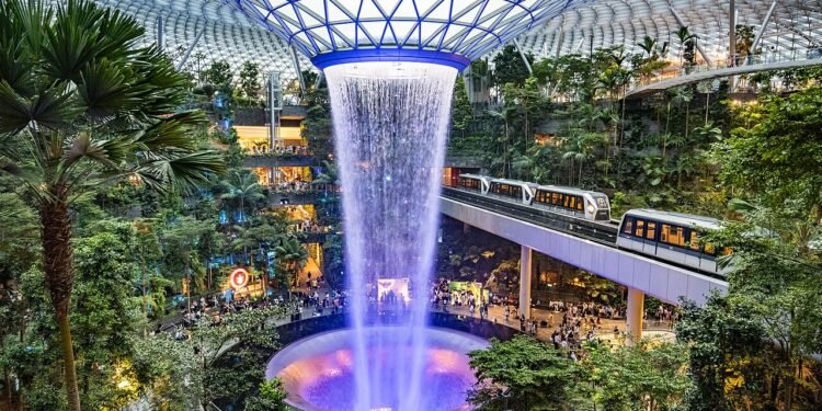 Nga kaosi te perfeksioni, pse Changi mbetet aeroporti numër një në botë